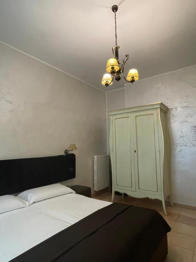 B&B Salerno In Luaran gambar