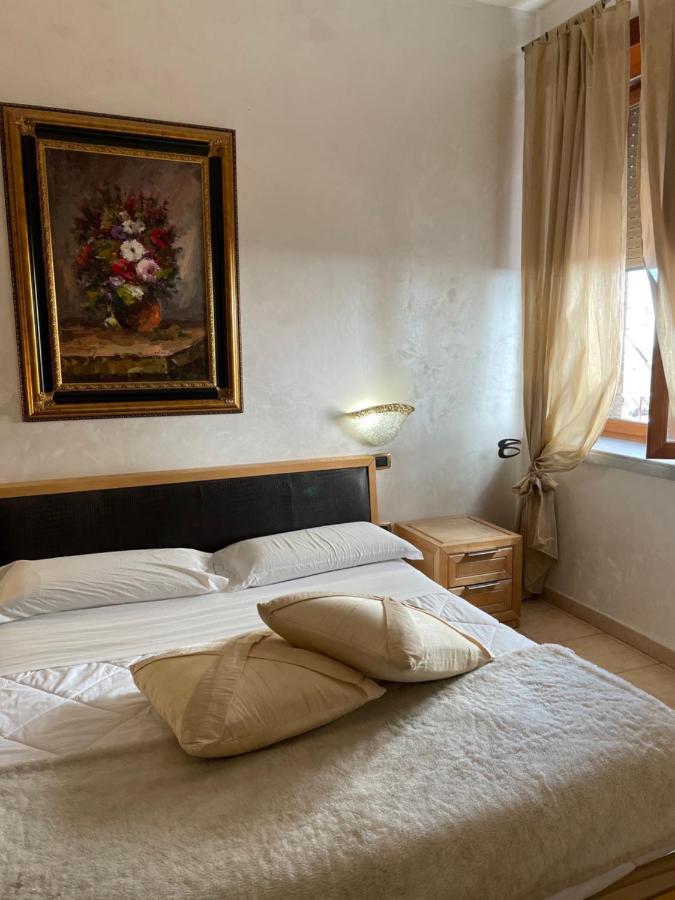 B&B Salerno In Luaran gambar