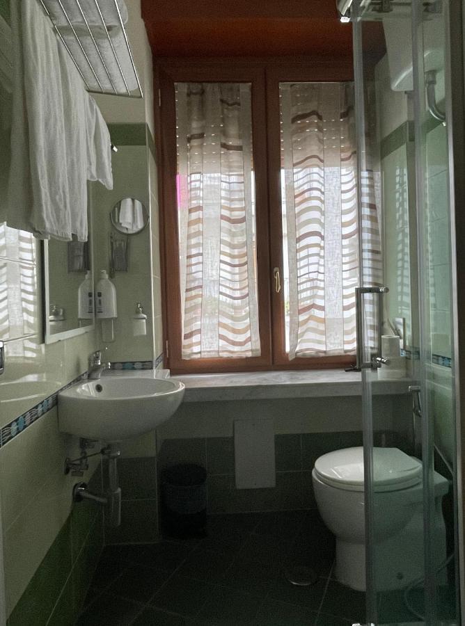 B&B Salerno In Luaran gambar