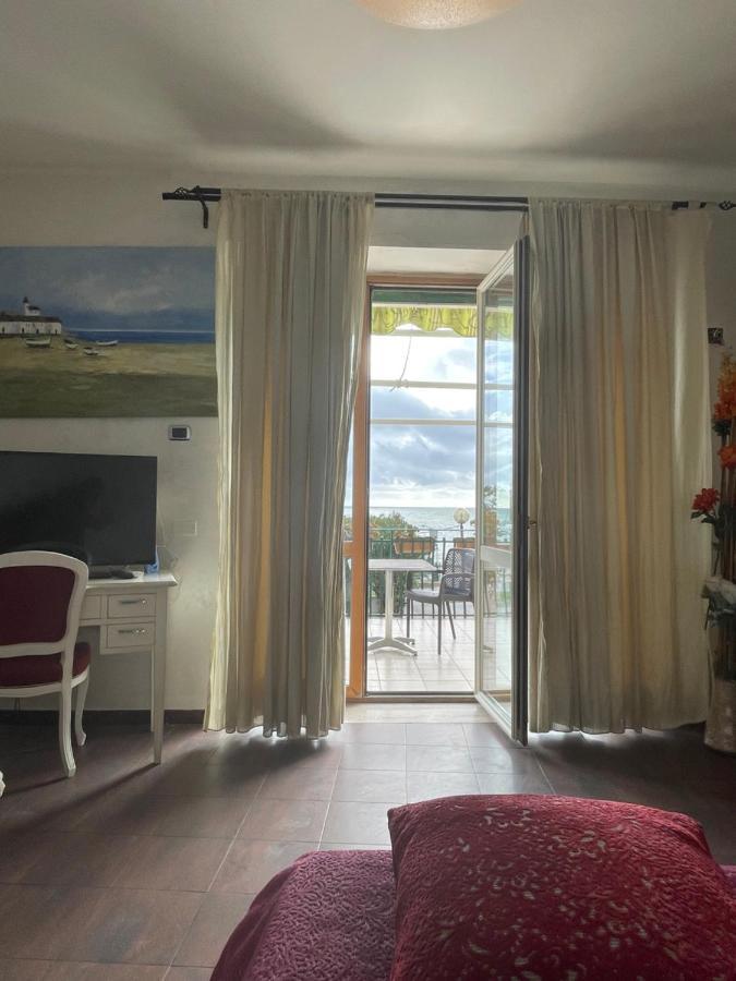 B&B Salerno In Luaran gambar