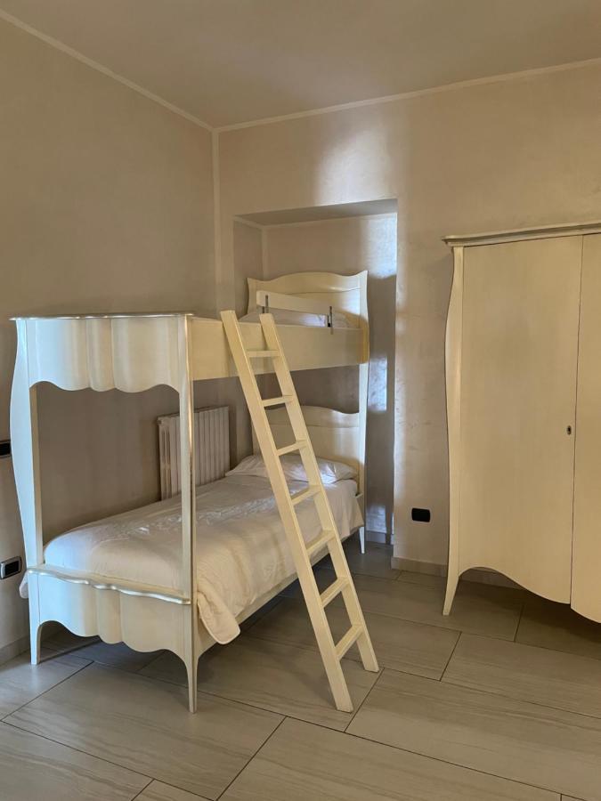 B&B Salerno In Luaran gambar
